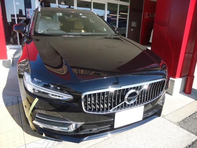 フロントバンパー修理　ボルボＶ９０　DBA-PB420　H29年式　ご新規様　初来店　大阪市　車検　修理　鈑金　塗装　事故修理　パーツ持込取付　西成区　阿倍野区　住吉区　住之江区　