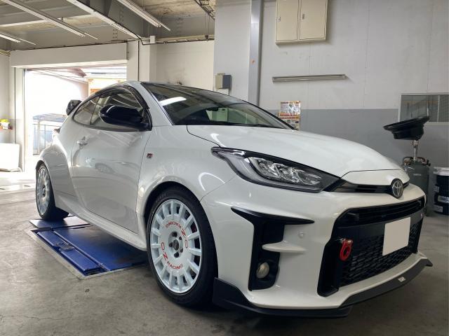 スタッドレスタイヤ＆ホイールセット交換　トヨタ　ＧＲヤリス　ファーストエディション　Ｒ３年式　ご新規様　初来店　大阪市　車検　修理　鈑金　塗装　事故修理　パーツ持込取付　西成区　阿倍野区　住吉区　住之江区　堺市