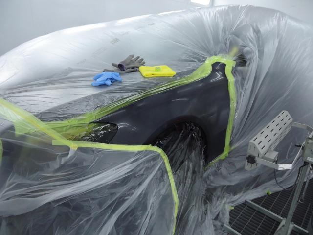 左フロント廻り修理　ベンツE200　RBA-213042C　H28年式　ご新規様　初来店　大阪市　車検　修理　鈑金　塗装　事故修理　パーツ持込取付　西成区　阿倍野区　住吉区　住之江区　