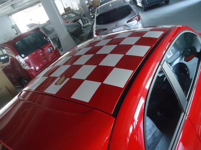 ルーフデカール施工　アバルト５９５　R4年式　ご新規様　初来店　大阪市　車検　修理　鈑金　塗装　事故修理　パーツ持込取付　西成区　阿倍野区　住吉区　住之江区　