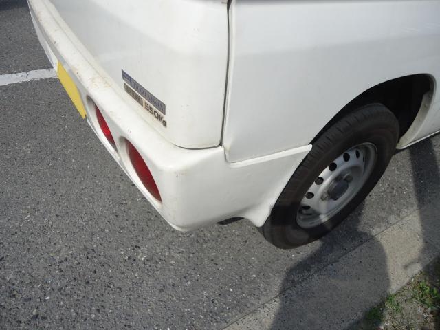 リヤ廻り修理　クリッパー　ＧＢＤ－Ｕ７１Ｖ　Ｈ１８年式　ご新規様　初来店　大阪市　車検　修理　鈑金　塗装　事故修理　パーツ持込取付　西成区　阿倍野区　住吉区　住之江区　