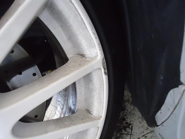 ホイール修理　アバルト５９５　ご新規様　初来店　大阪市　車検　修理　鈑金　塗装　事故修理　パーツ持込取付　西成区　阿倍野区　住吉区　住之江区　