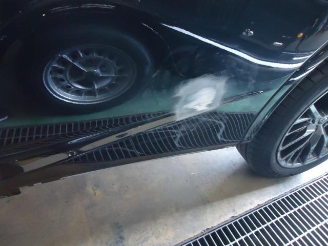 左リヤドア修理　レクサスＲＸ３００　３ＢＡ－ＡＧＬ２０Ｗ　ご新規様　初来店　大阪市　車検　修理　鈑金　塗装　事故修理　パーツ持込取付　西成区　阿倍野区　住吉区　住之江区