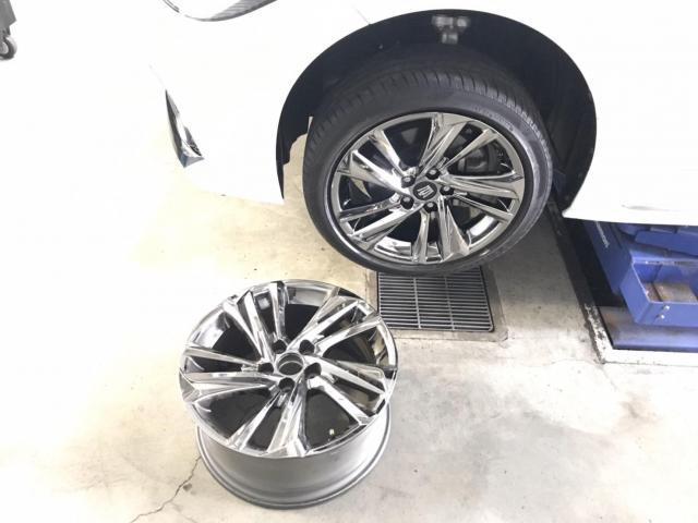 左フロント廻り修理　クラウンハイブリッド　６ＡＡ－ＡＺＳＨ２０　Ｒ３年式　ご新規様　初来店　大阪市　車検　修理　鈑金　塗装　事故修理　パーツ持込取付　西成区　阿倍野区　住吉区　住之江区　