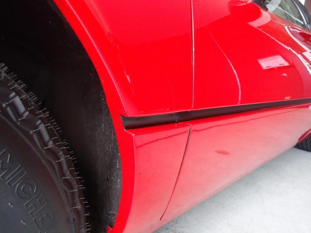 ボディラインリペイント　フェラーリ３０８ＧＴＳ　ご新規様　初来店　大阪市　車検　修理　鈑金　塗装　事故修理　パーツ持込取付　西成区　阿倍野区　住吉区　住之江区　
