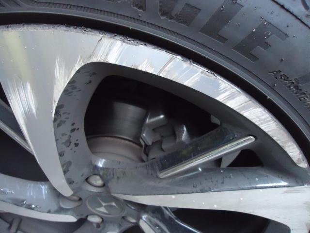 右フロント廻り修理　シトロエンＤＳ７クロスバック　ご新規様　初来店　大阪市　車検　修理　鈑金　塗装　事故修理　パーツ持込取付　西成区　阿倍野区　住吉区　住之江区　