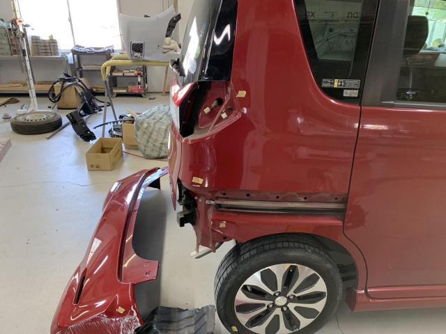 右リヤ廻り修理　ソリオ　ＤＢＡ－ＭＡ１５Ｓ　Ｈ２７年式　ご新規様　初来店　大阪市　車検　修理　鈑金　塗装　事故修理　パーツ持込取付　西成区　阿倍野区　住吉区　住之江区　