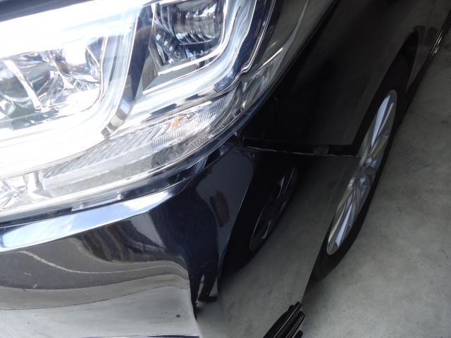 フロント廻り修理　アルファード　ＤＡＡ－ＡＹＨ３０Ｗ　Ｈ２７年式　ご新規様　初来店　大阪市　車検　修理　鈑金　塗装　事故修理　パーツ持込取付　西成区　阿倍野区　住吉区　住之江区　