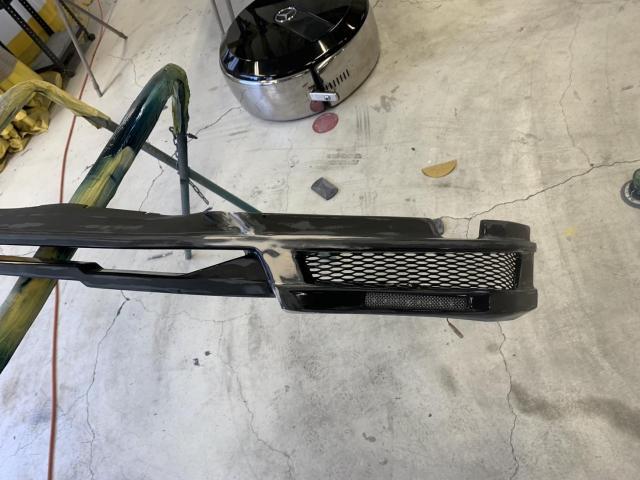 フロント廻り修理　アルファード　ＤＡＡ－ＡＹＨ３０Ｗ　Ｈ２７年式　ご新規様　初来店　大阪市　車検　修理　鈑金　塗装　事故修理　パーツ持込取付　西成区　阿倍野区　住吉区　住之江区　