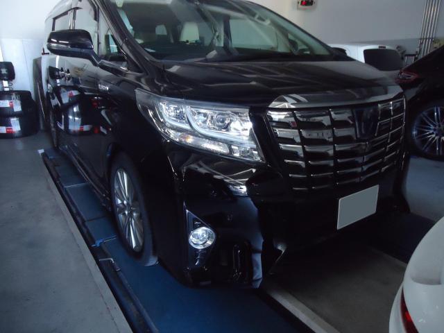 フロント廻り修理　アルファード　ＤＡＡ－ＡＹＨ３０Ｗ　Ｈ２７年式　ご新規様　初来店　大阪市　車検　修理　鈑金　塗装　事故修理　パーツ持込取付　西成区　阿倍野区　住吉区　住之江区　