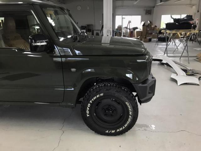 フロントフェンダー交換　ジムニー　３ＢＡ－ＪＢ６４Ｗ　ご新規様　初来店　大阪市　車検　修理　鈑金　塗装　事故修理　パーツ持込取付　西成区　阿倍野区　住吉区　住之江区　
