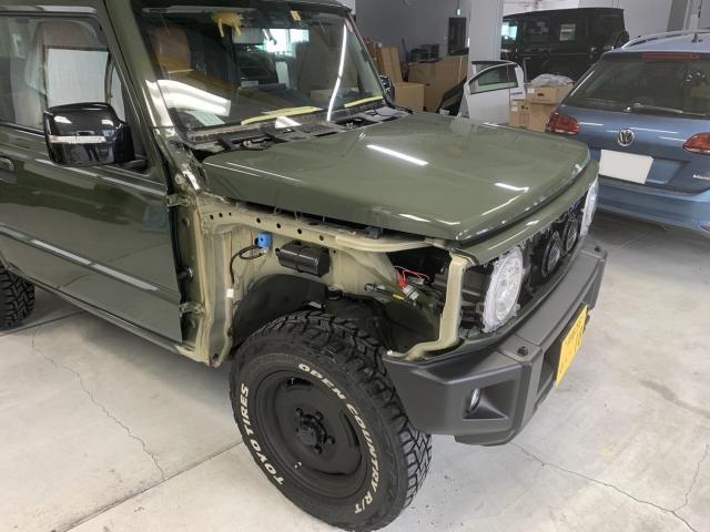 フロントフェンダー交換　ジムニー　３ＢＡ－ＪＢ６４Ｗ　ご新規様　初来店　大阪市　車検　修理　鈑金　塗装　事故修理　パーツ持込取付　西成区　阿倍野区　住吉区　住之江区　