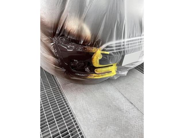 フロントバンパー修理　ＢＭＷミニ　ご新規様　初来店　大阪市　車検　修理　鈑金　塗装　事故修理　パーツ持込取付　西成区　阿倍野区　住吉区　住之江区　