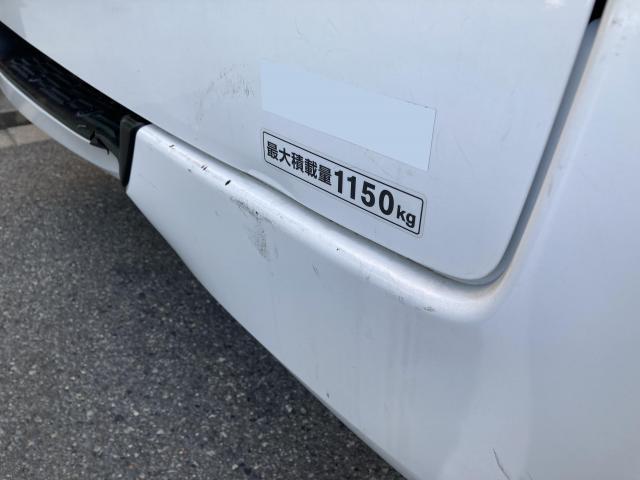 リヤ廻り修理　キャラバン　ＣＢＦ－ＶＲ２Ｅ２６　Ｒ１年式　ご新規様　初来店　大阪市　車検　修理　鈑金　塗装　事故修理　パーツ持込取付　西成区　阿倍野区　住吉区　住之江区　