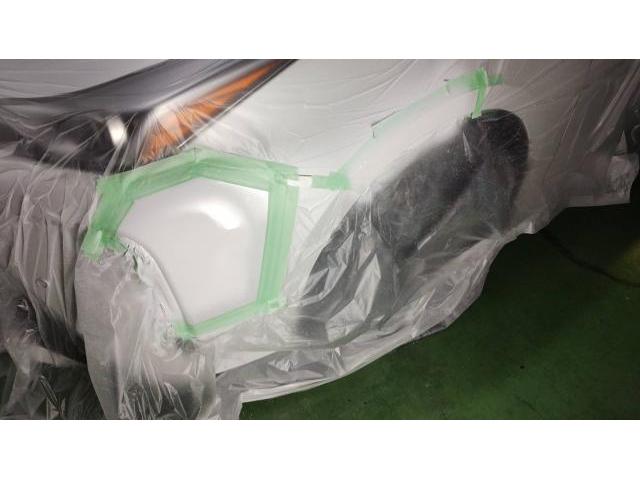 左フロント廻り修理　プリウス　６ＡＡ－ＺＶＷ５１　Ｒ３年式　ご新規様　初来店　大阪市　車検　修理　鈑金　塗装　事故修理　パーツ持込取付　西成区　阿倍野区　住吉区　住之江区　