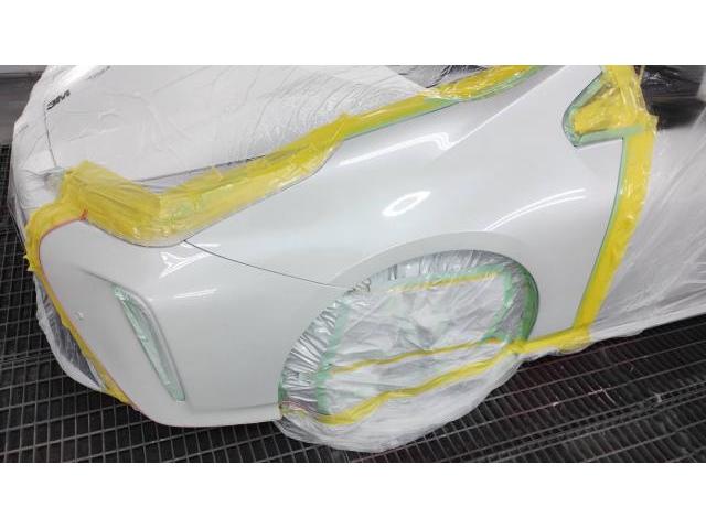 左フロント廻り修理　プリウス　６ＡＡ－ＺＶＷ５１　Ｒ３年式　ご新規様　初来店　大阪市　車検　修理　鈑金　塗装　事故修理　パーツ持込取付　西成区　阿倍野区　住吉区　住之江区　