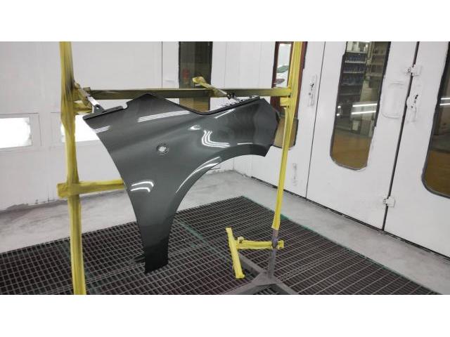 右フロント廻り修理　フィアット５００　ご新規様　初来店　大阪市　車検　修理　鈑金　塗装　事故修理　パーツ持込取付　西成区　阿倍野区　住吉区　住之江区　