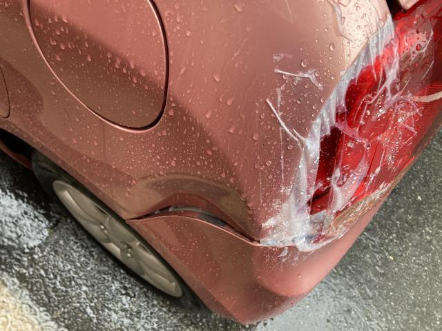 左リヤ廻り修理　アルトラパン　ＤＢＡ－ＨＥ２２Ｓ　Ｈ２１年式　ご新規様　初来店　大阪市　車検　修理　鈑金　塗装　事故修理　パーツ持込取付　西成区　阿倍野区　住吉区　住之江区　