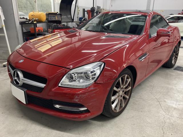 左フロント廻り修理　ベンツＳＬＫ２００　ＤＢＡ－１７２４４８　Ｈ２５年式　ご新規様　初来店　大阪市　車検　修理　鈑金　塗装　事故修理　パーツ持込取付　西成区　阿倍野区　住吉区　住之江区　
