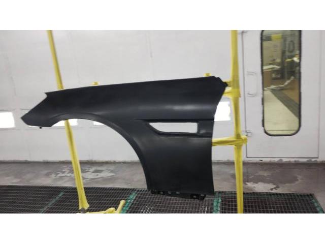 左フロント廻り修理　ベンツＳＬＫ２００　ＤＢＡ－１７２４４８　Ｈ２５年式　ご新規様　初来店　大阪市　車検　修理　鈑金　塗装　事故修理　パーツ持込取付　西成区　阿倍野区　住吉区　住之江区　