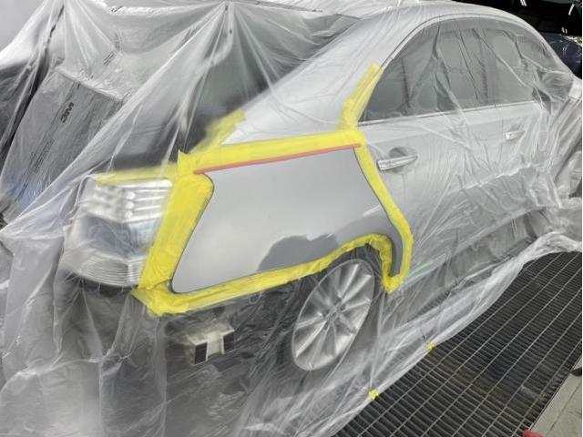 リヤ廻り修理　ＳＡＩ　ＤＡＡ－ＡＺＫ１０　Ｈ２２年式　ご新規様　初来店　大阪市　車検　修理　鈑金　塗装　事故修理　パーツ持込取付　西成区　阿倍野区　住吉区　住之江区　