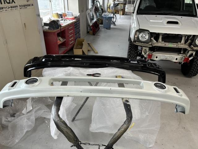 左フロント廻り修理　ジムニー　ＡＢＡ－ＪＢ２３Ｗ　Ｈ２０年式　ご新規様　初来店　大阪市　車検　修理　鈑金　塗装　事故修理　パーツ持込取付　西成区　阿倍野区　住吉区　住之江区　