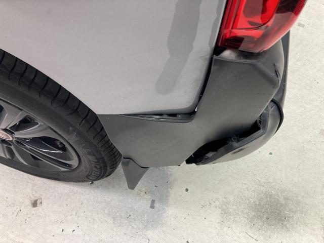 左リヤ廻り修理　フィアットドブロ　Ｒ５年式　ご新規様　初来店　大阪市　車検　修理　鈑金　塗装　事故修理　パーツ持込取付　西成区　阿倍野区　住吉区　住之江区　