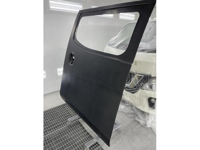 左サイド修理 キャラバン LDF-VW2E26 H29年式 ご新規様 初来店 大阪市 車検 修理 鈑金 塗装 事故修理 パーツ持込取付 西成区 阿倍野区 住吉区 住之江区