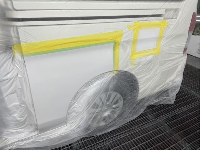 左サイド修理 キャラバン LDF-VW2E26 H29年式 ご新規様 初来店 大阪市 車検 修理 鈑金 塗装 事故修理 パーツ持込取付 西成区 阿倍野区 住吉区 住之江区