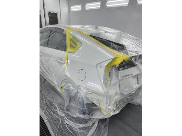 左リヤ廻り修理　プリウス　ＤＡＡ－ＺＶＷ３０　Ｈ２５年式　ご新規様　初来店　大阪市　車検　修理　鈑金　塗装　事故修理　パーツ持込取付　西成区　阿倍野区　住吉区　住之江区　