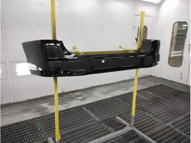 リヤ廻り修理　セレナ　ＤＡＡ－ＨＦＣ２６　Ｈ２５年式　ご新規様　初来店　大阪市　車検　修理　鈑金　塗装　事故修理　パーツ持込取付　西成区　阿倍野区　住吉区　住之江区　