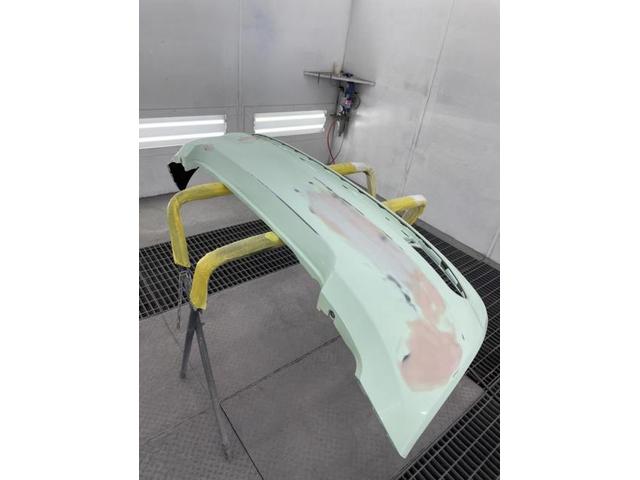 リヤバンパー修理　フィアット５００　Ｒ３年式　ご新規様　初来店　大阪市　車検　修理　鈑金　塗装　事故修理　パーツ持込取付　西成区　阿倍野区　住吉区　住之江区　