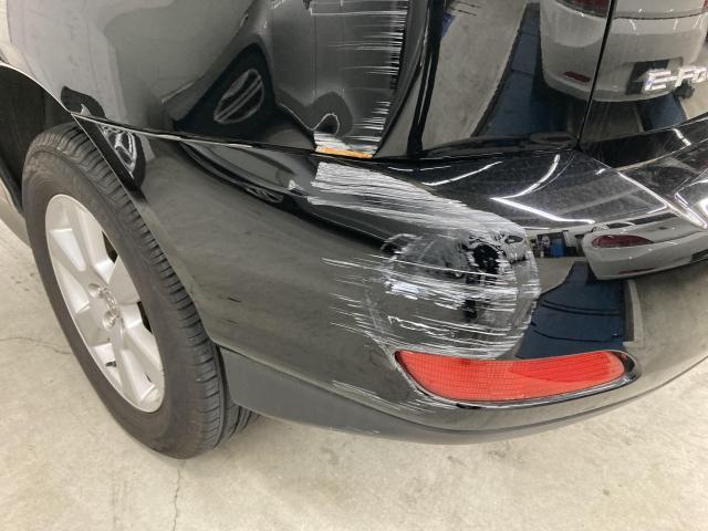 左リヤ廻り修理　ハリアー　ＤＡＡ－ＭＨＵ３８Ｗ　Ｈ１９年式　ご新規様　初来店　大阪市　車検　修理　鈑金　塗装　事故修理　パーツ持込取付　西成区　阿倍野区　住吉区　住之江区　