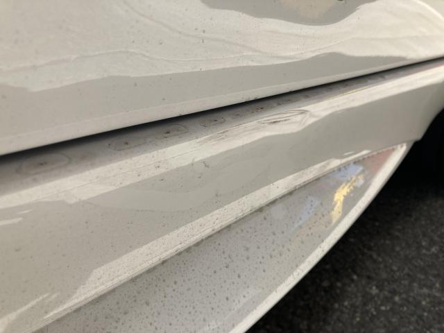 左リヤドア交換　ベンツＣ１８０　５ＡＡ－２０６０４１Ｃ　Ｒ５年式　ご新規様　初来店　大阪市　車検　修理　鈑金　塗装　事故修理　パーツ持込取付　西成区　阿倍野区　住吉区　住之江区　