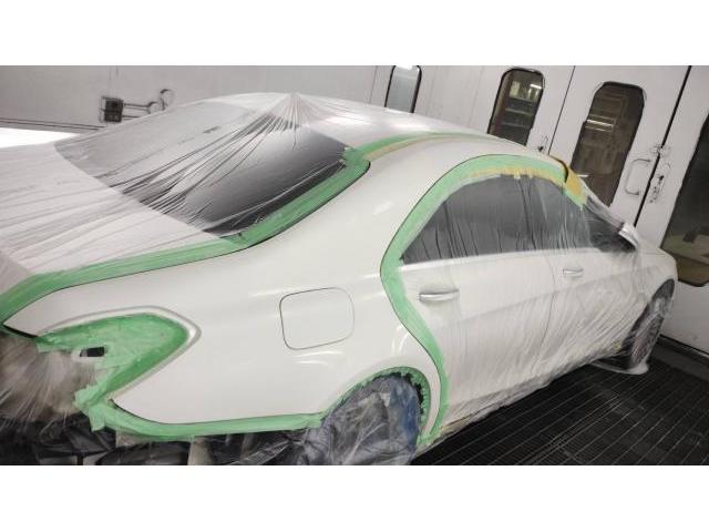 ボディ廻り修理 メルセデスベンツSクラス DAA-222057 H28年式 ご新規様 初来店 大阪市 車検 修理 鈑金 塗装 事故修理 パーツ持込取付 西成区 阿倍野区 住吉区 住之江区