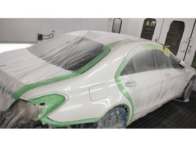 ボディ廻り修理 メルセデスベンツSクラス DAA-222057 H28年式 ご新規様 初来店 大阪市 車検 修理 鈑金 塗装 事故修理 パーツ持込取付 西成区 阿倍野区 住吉区 住之江区