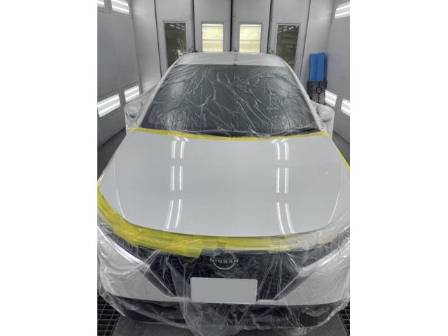 フロントフード修理　ノートeパワー　６ＡＡ－Ｅ１３　Ｒ５年式　ご新規様　初来店　大阪市　車検　修理　鈑金　塗装　事故修理　パーツ持込取付　西成区　阿倍野区　住吉区　住之江区　