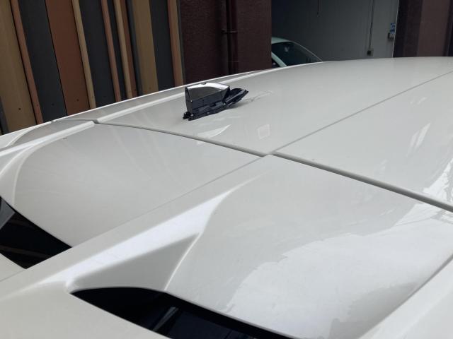 ルーフ修理 CH-R DAA-ZYX10 H29年式 ご新規様 初来店 大阪市 車検 修理 鈑金 塗装 事故修理 パーツ持込取付 西成区 阿倍野区 住吉区 住之江区