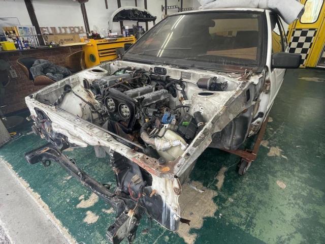 湾岸ミッドナイトではなく、、、頭文字Dで有名なAE86　レストアします