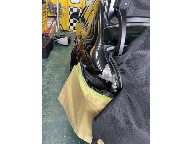 マツダ　マツダ３　セダン　クオータ修理　キズ・へこみ直し　板金塗装　現物修理