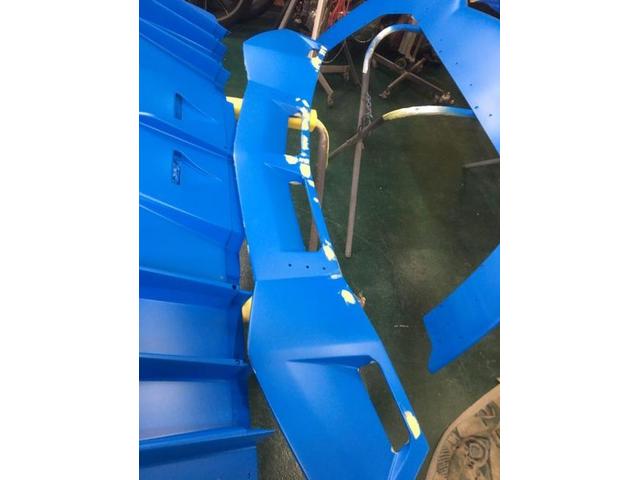 【ランボルギーニ　アヴェンタドール】塗装