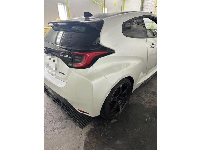 【トヨタ ヤリス 4BA-GXPA16】キズ・へこみ直し