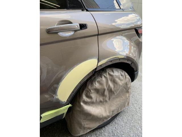 【ランドローバー レンジローバーイヴォーク】キズ・へこみ直し