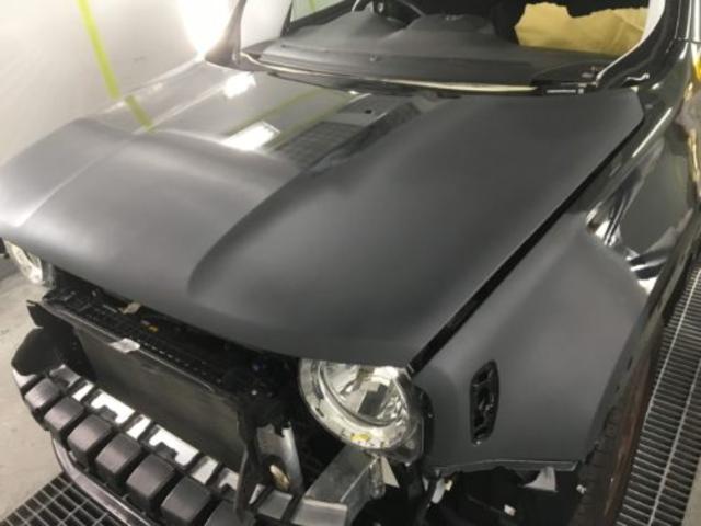 【クライスラー・ジープ ジープ・レネゲード】塗装