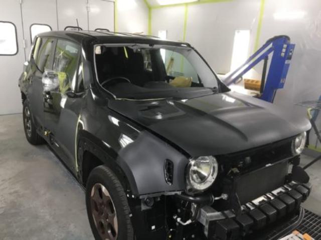 【クライスラー・ジープ ジープ・レネゲード】塗装