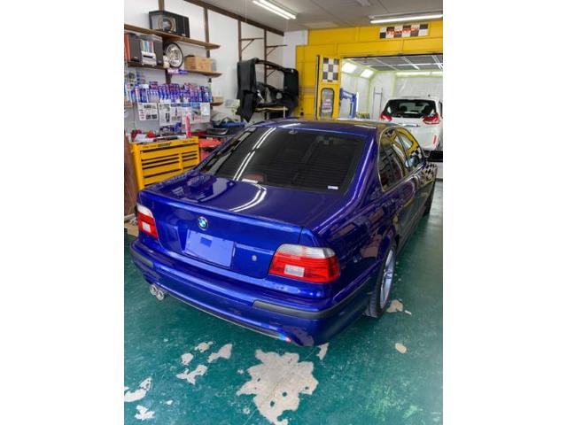 【ＢＭＷ　Ｍ５】塗装