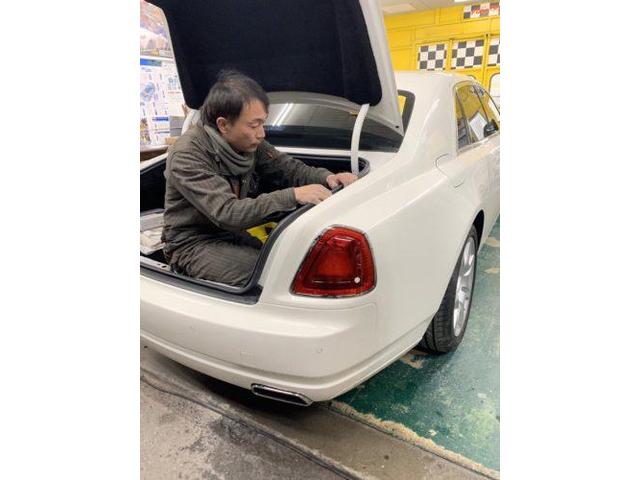 【ロールスロイス ゴースト】キズ・へこみ直し