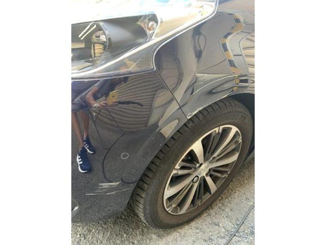 【プジョー　208】キズ・へこみ直し