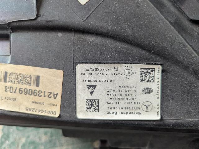 メルセデス・ベンツ　Ｅクラス　電装系修理 ヘッドライト不良修理と交換　大阪府　北摂エリア　茨木　箕面市　吹田　豊中