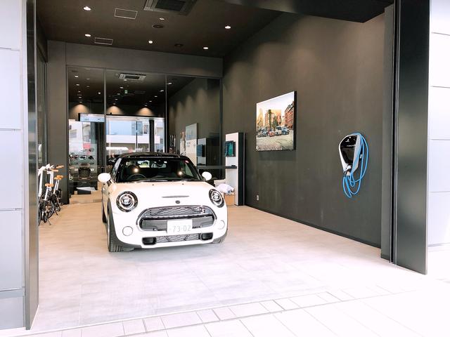 Hanshin BMW MINI NEXT大阪北(3枚目)